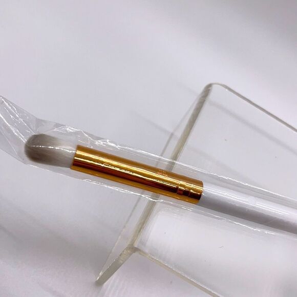 NWT F.A.R.A.H Blender Brush 25E Rose Gold Brush - Picture 4 of 4